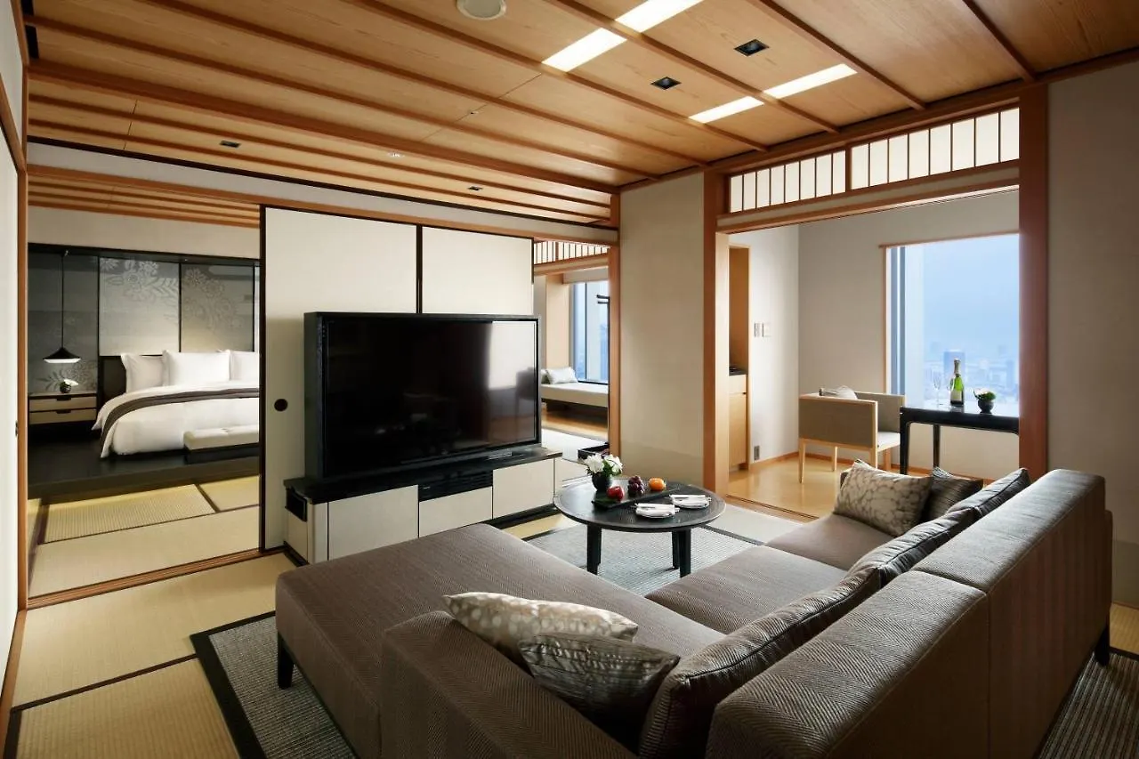The Ritz-Carlton, Tokyo Hotel 5*,