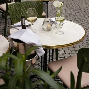 Le Virage Bistro En Nederland