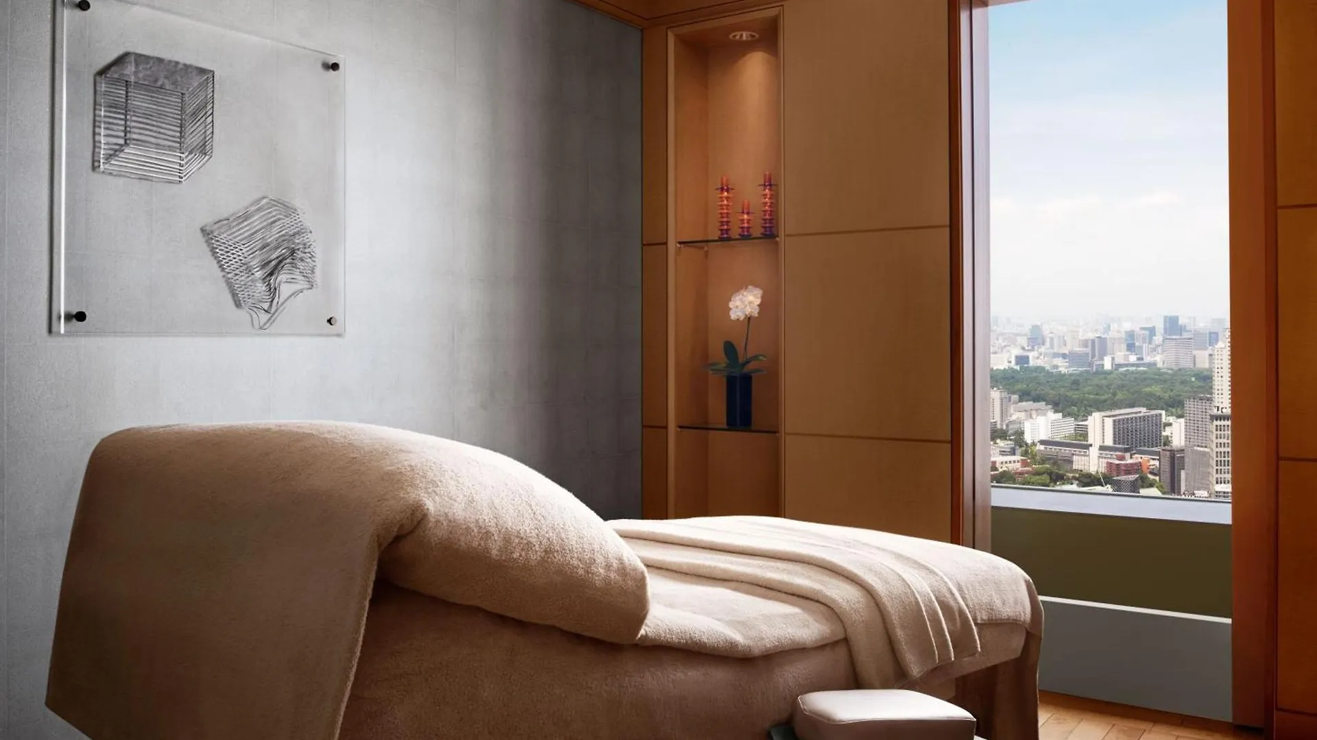 The Ritz-Carlton, Tokyo Hotel